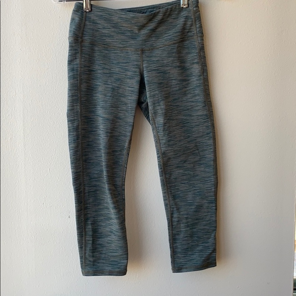 Athleta cropped leggings